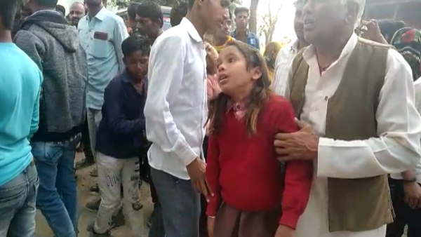 ग्रामीण भी इसे भूत-प्रेत का साया मान रहे हैं