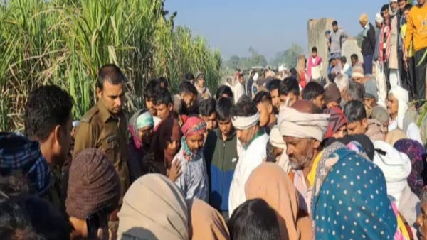 Bulandshahr drug Addict kills 2 year old innocent baby strangles child playing outside the house Bulandshahr drug Addict kills 2 year old innocent baby strangles child playing outside the house