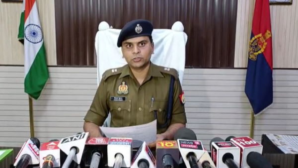 Lovers Revenge Girlfriend nephew kidnapped 12 hours police recued 5 year old Mathura agra news 