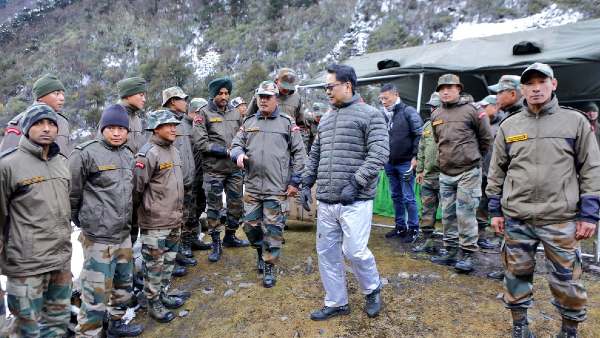 भारत भी तेजी से करा रहा निर्माण कार्य