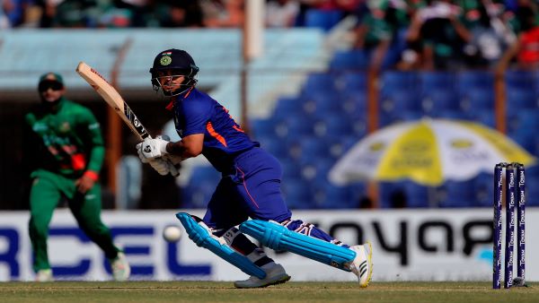 ईशान किशन ने दोहरा शतक भी जड़ा है