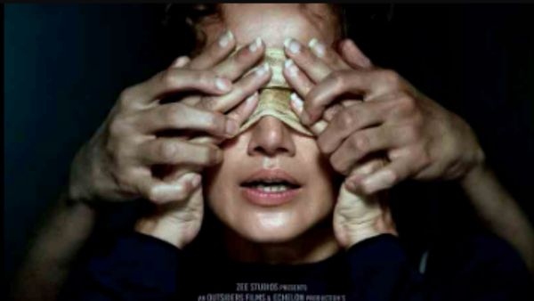 मां बाप के पैरो तले खिसकी जमीन 