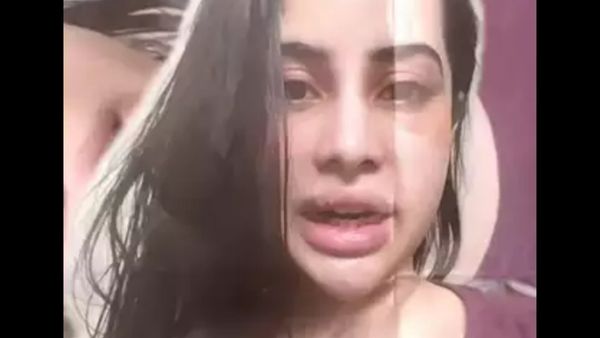 उर्फी ने शेयर की तस्वीर