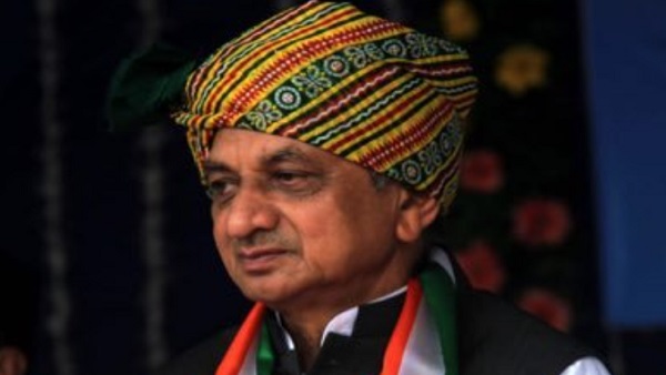 8. कुंवरजीभाई मोहनभाई बावलिया (जसदण सीट) 8. कुंवरजीभाई मोहनभाई बावलिया (जसदण सीट)