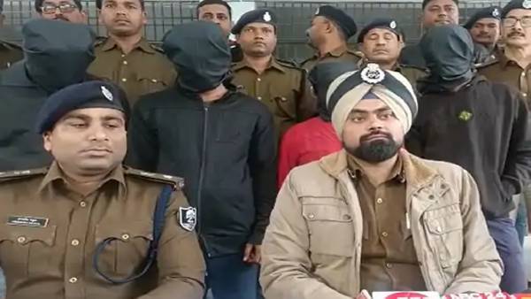 पुलिस ने किया ब्लाइंड केस का खुलासा