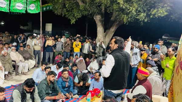 सरकार में है कांग्रेस के 107 विधायक