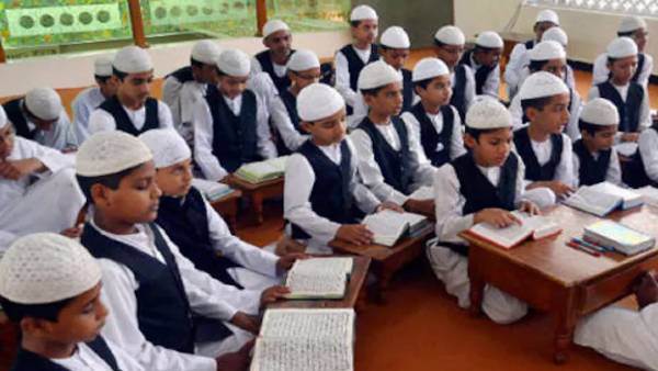 मदरसा बोर्ड के पहल की खूब हो रही सराहना 