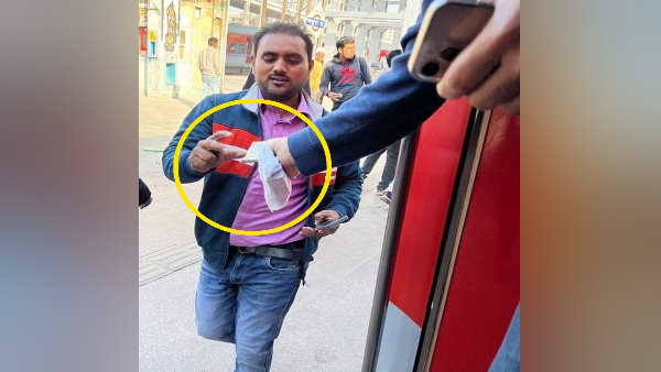 अमेरिका से आए यात्री की ट्रेन में हुई तबियत ख़राब