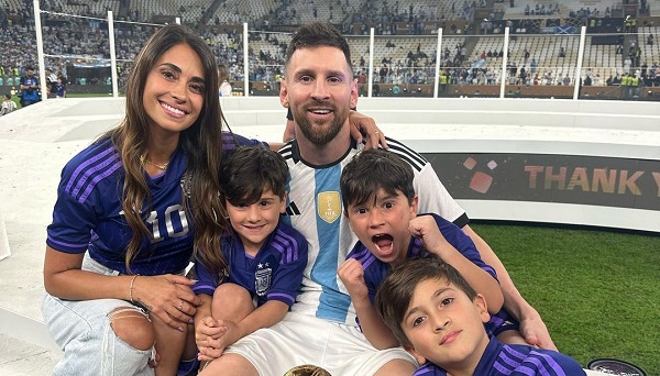 Lionel Messis wife Antonela Roccuzzo Lionel Messis wife Antonela Roccuzzo