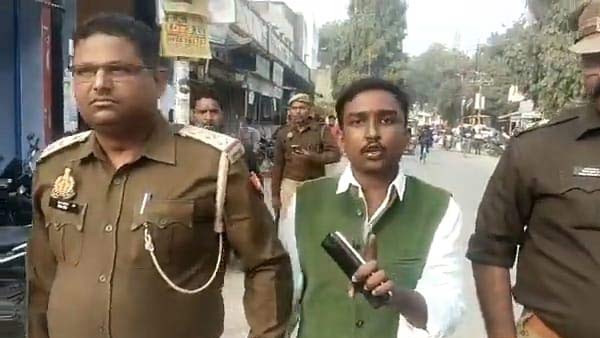 छात्र नेता बोला- यह रामपुर या मैनपुरी नहीं है