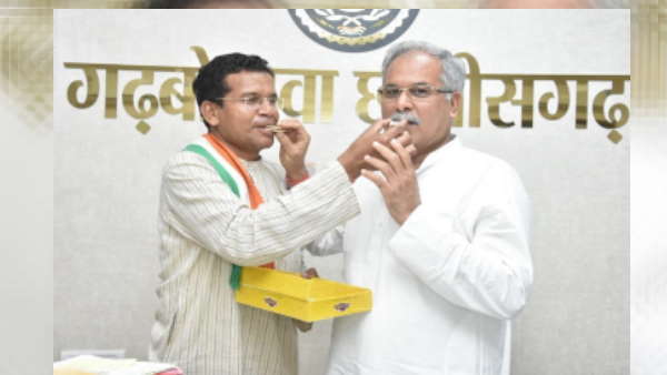 सीएम भूपेश है करीबी 
