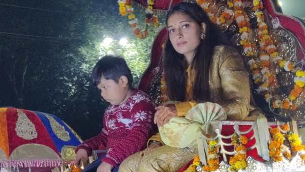 दूल्हे की तरह निकली श्वेता की घुड़चढ़ी