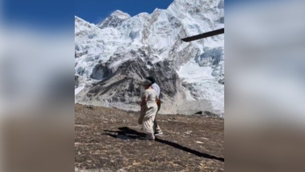 17,000 फीट की ऊंचाई पर लेकर गए पायलट