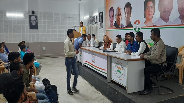 विपक्ष को खत्म करने रचा जा रहा षड्यंत्र विपक्ष को खत्म करने रचा जा रहा षड्यंत्र