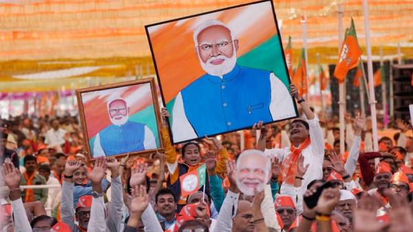 अपशब्दों की प्रतिक्रिया में मोदी और मजबूत हुए