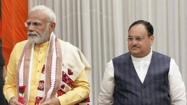 मोदी के अथक मेहनत ने किया कमाल मोदी के अथक मेहनत ने किया कमाल