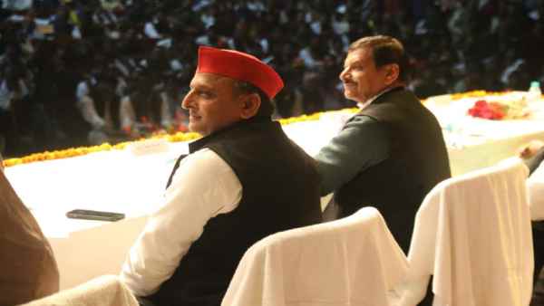 सांप्रदायिक और धार्मिक मुद्दों से बचने की सलाह 