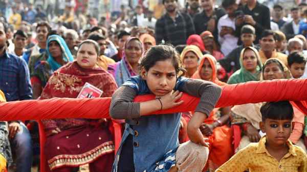 यादव बनाम शाक्य के बीच दलित मतदाता होंगे अहम यादव बनाम शाक्य के बीच दलित मतदाता होंगे अहम