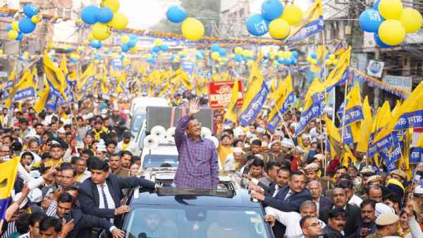बीजेपी का दावा- यूपी में चलेगा केवल योगी मॉडल 