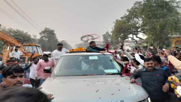 शिवपाल ने अखिलेश से कई बार की बगावत 