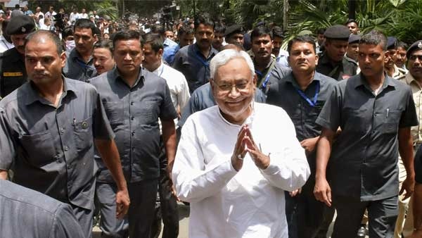वीआईपी-वीवीआईपी के लिए विमान-हेलीकॉप्टर की खरीदारी