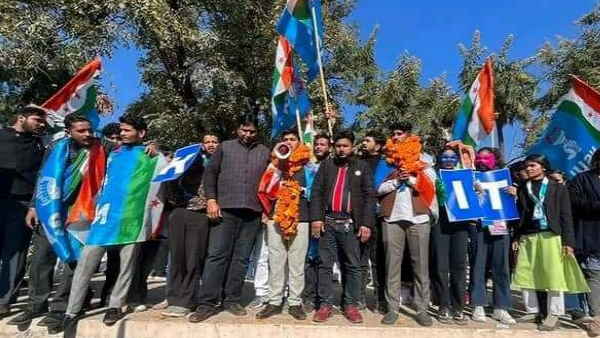 छात्र राजनीति में भी फ्री की सियासत