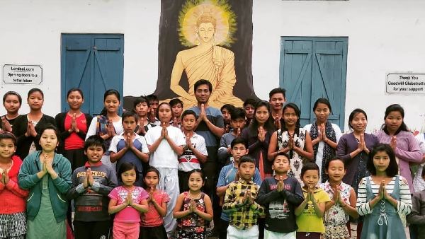 गरीब परिवारों को मुफ्त शिक्षा गरीब परिवारों को मुफ्त शिक्षा