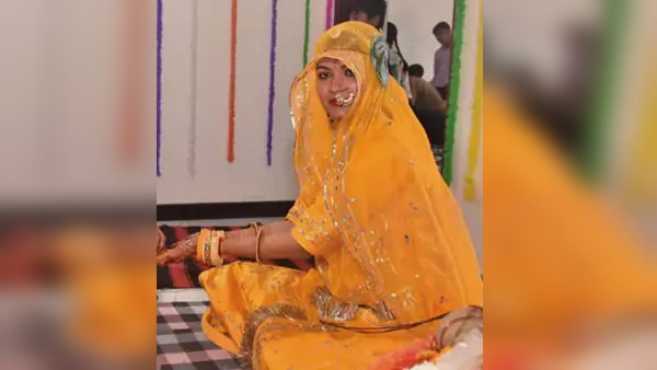  पिता प्रेम सिंह मध्‍य प्रदेश में सिक्‍योरिटी एजेंसी चलाते