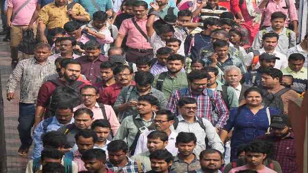 कांग्रेस कानून लाती तो हम नहीं करते 4 बच्चे-रवि किशन