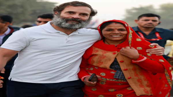महिला आरक्षण बिल पास करे केंद्र सरकार