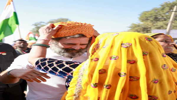 भाजपा नेताओं के घर का कुत्ता भी देश के लिए नहीं मरा