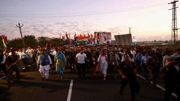 महिला संगठनों से मिले राहुल गांधी