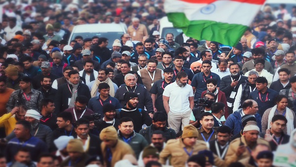 'नफरत सिर्फ मीडिया वाले दिखाते हैं...'