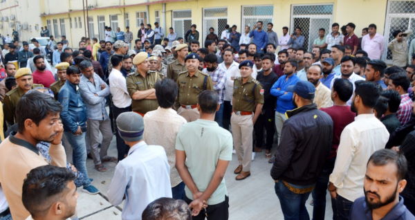 राजू ठेठ का शव नहीं लिया