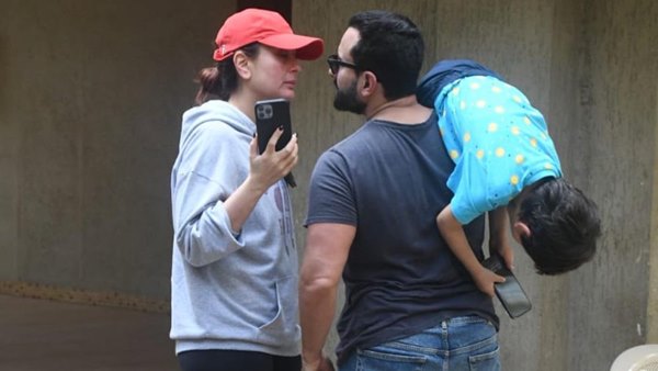 बीच सड़क पर बरसाया प्यार