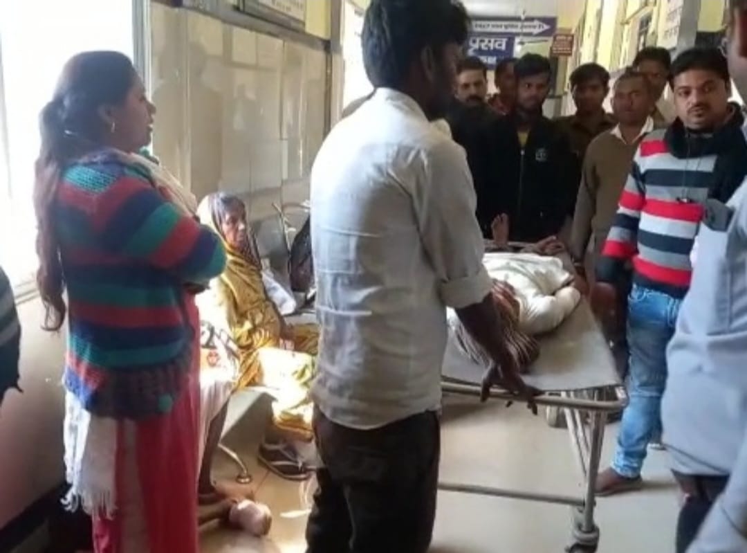 Panna स्कूल में पढ़ते-पढ़ते बेहोश होने लगी छात्रा