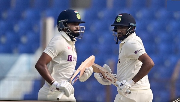 R Ashwin and Shreyas Iyer