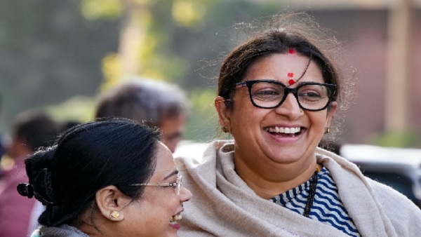 वायरल हुई स्मृति ईरानी की पोस्ट वायरल हुई स्मृति ईरानी की पोस्ट