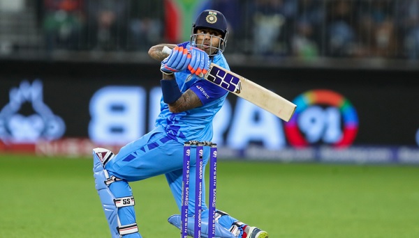  15 मिनट पहले यादव को तेज सतह देखने का मौका मिला