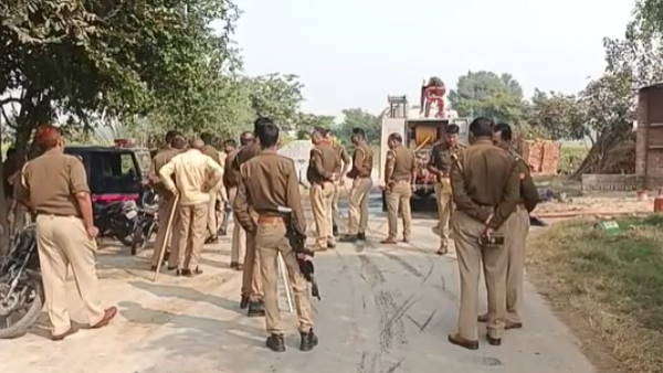 मामूली विवाद में चढ़ा दिया ट्रेक्टर मामूली विवाद में चढ़ा दिया ट्रेक्टर
