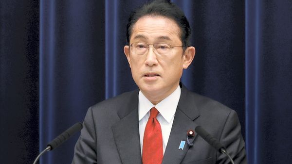 जापान पर उसकी GDP का 237% कर्ज जापान पर उसकी GDP का 237% कर्ज