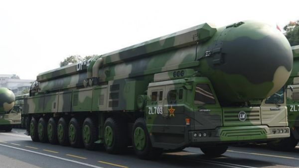 6. अग्नि 5 बनाम चीन का डोंगफेंग-26