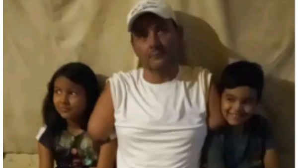 पैसे इकट्ठा कर रहे हैं एल्विस