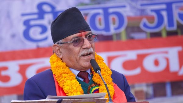 चीन के फिर से करीब जाता नेपाल