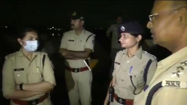 3 दिन पहले डॉगी और गाय का किया शिकार 