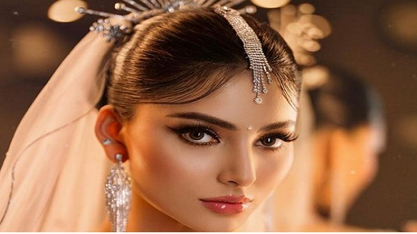 उर्वशी ने पंत का नाम नहीं लिया लेकिन...