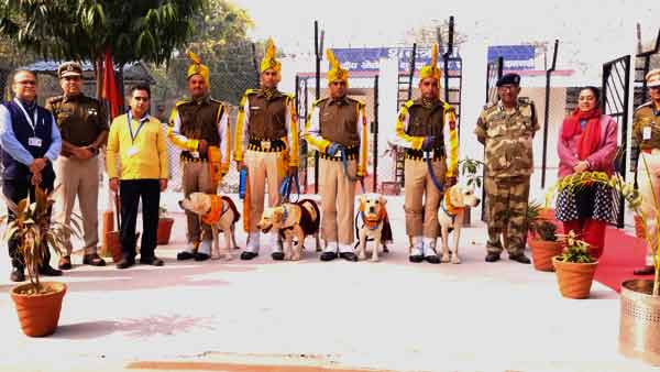 एक करोड़ के बंगले में रहेंगे डॉग