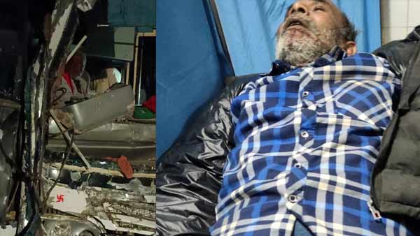 हाईवे किनारे खड़े ट्रक में मारी टक्‍कर