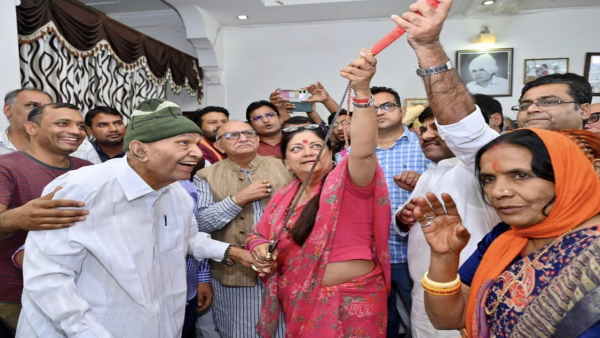 राजस्थान में सीएम पद को लेकर है खींचतान