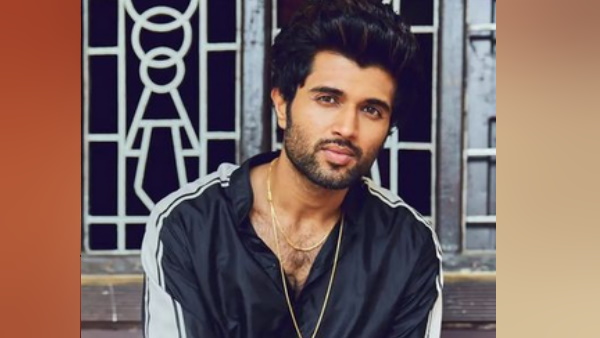 विजय देवरकोंडा के मैसेज ड्राप करते ही लोग देने लगे सजेशन विजय देवरकोंडा के मैसेज ड्राप करते ही लोग देने लगे सजेशन